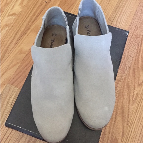BearPaw suede slip ons - Picture 3 of 6